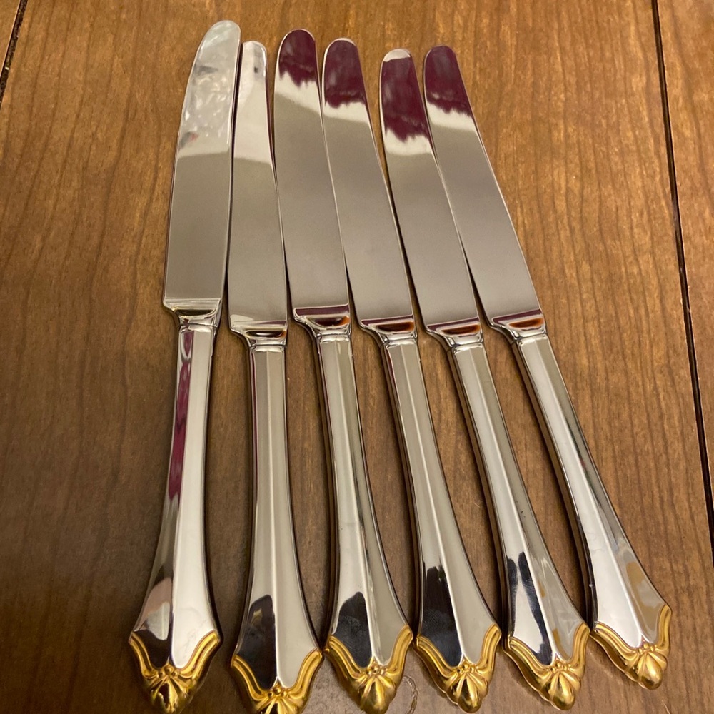 Oneida Golden Kenwood 6 Piece Dinner 9” Inches Knives With Gold Tip Crowns. - Picture 2 of 5